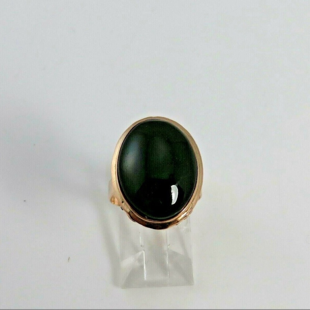 Vintage Mid-Century Nephrite Jade Cabochon 14K Yellow Gold Ring